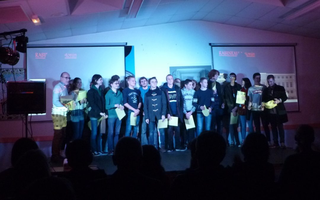 Un braquage du tonnerre à Bourg-Chevreau pour la remise des diplômes !